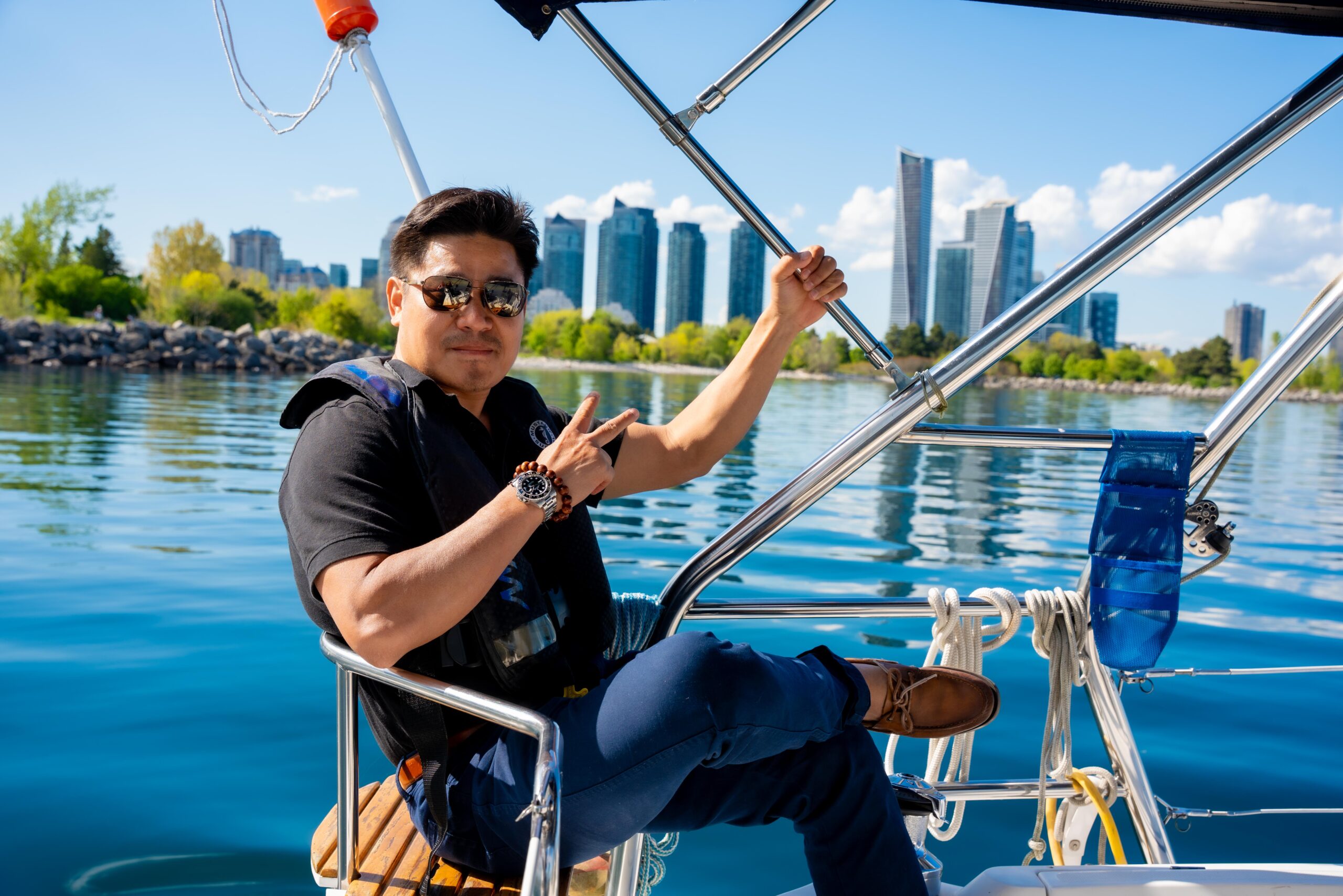 Butterfly Yacht Club - Boat Rental in Toronto (3) Butterfly Yacht Club - Boat Rental in Toronto (3)