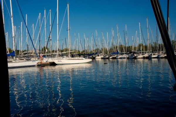 Butterfly Yacht Club - Boat Rental in Toronto (54)